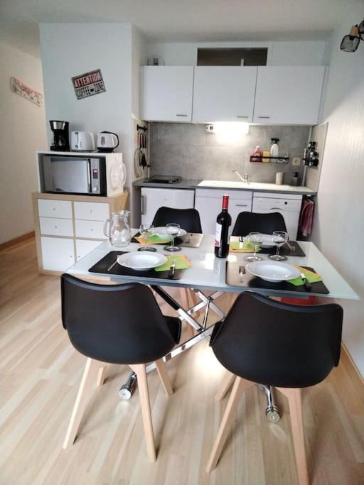 Appartement Dans Une Residence Calme Saint-Lary-Soulan Exteriör bild
